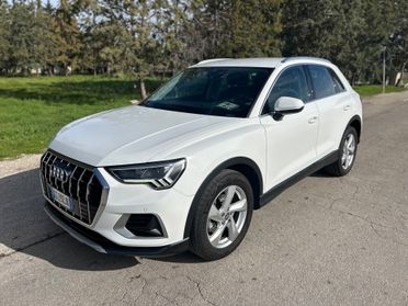 Audi Q3 35 TDI S tronic SPORT /matrix /full