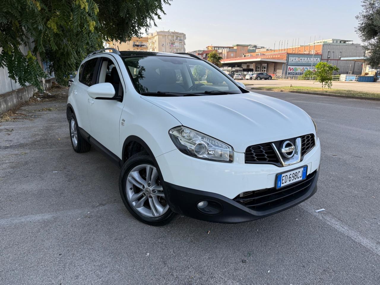 Nissan Qashqai 2.0 dCi n-tec SuperFull Tetto Perfett