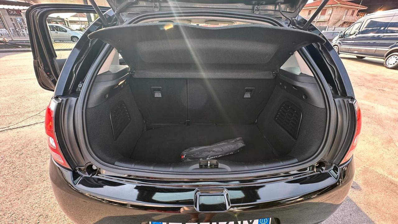 Citroen C3 PureTech 68 CV KM CERTIFICATI-UNICO PROPRIETARIO