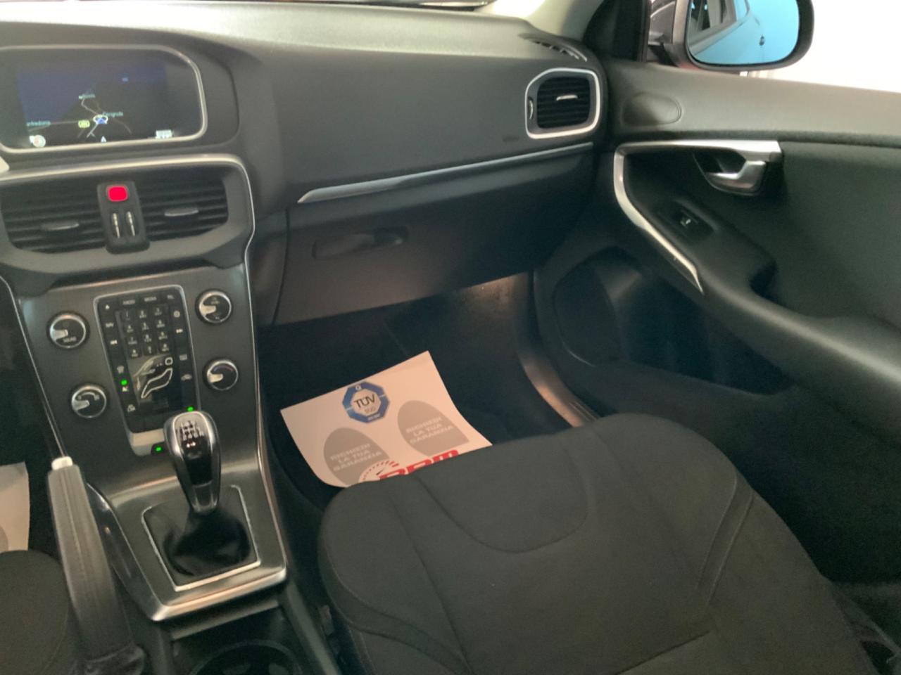 Volvo V40 D3 Momentum