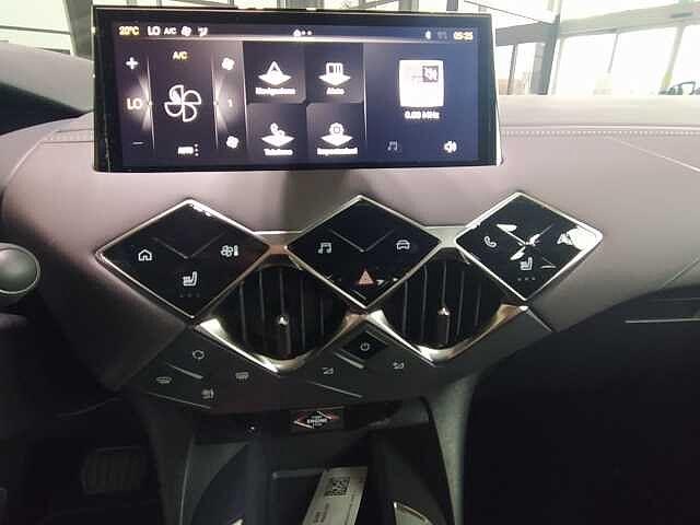 DS DS 3 Crossback 1.2 Hybrid 136cv DCT6 ANTOINE DE SAINT EXUPERY KM0