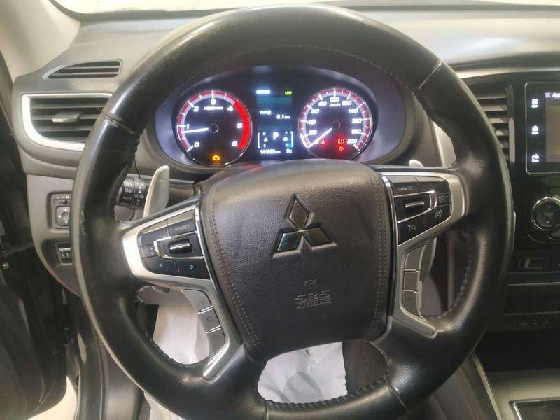 Mitsubishi L200 d.cab 2.3d Intense 4wd 150cv auto