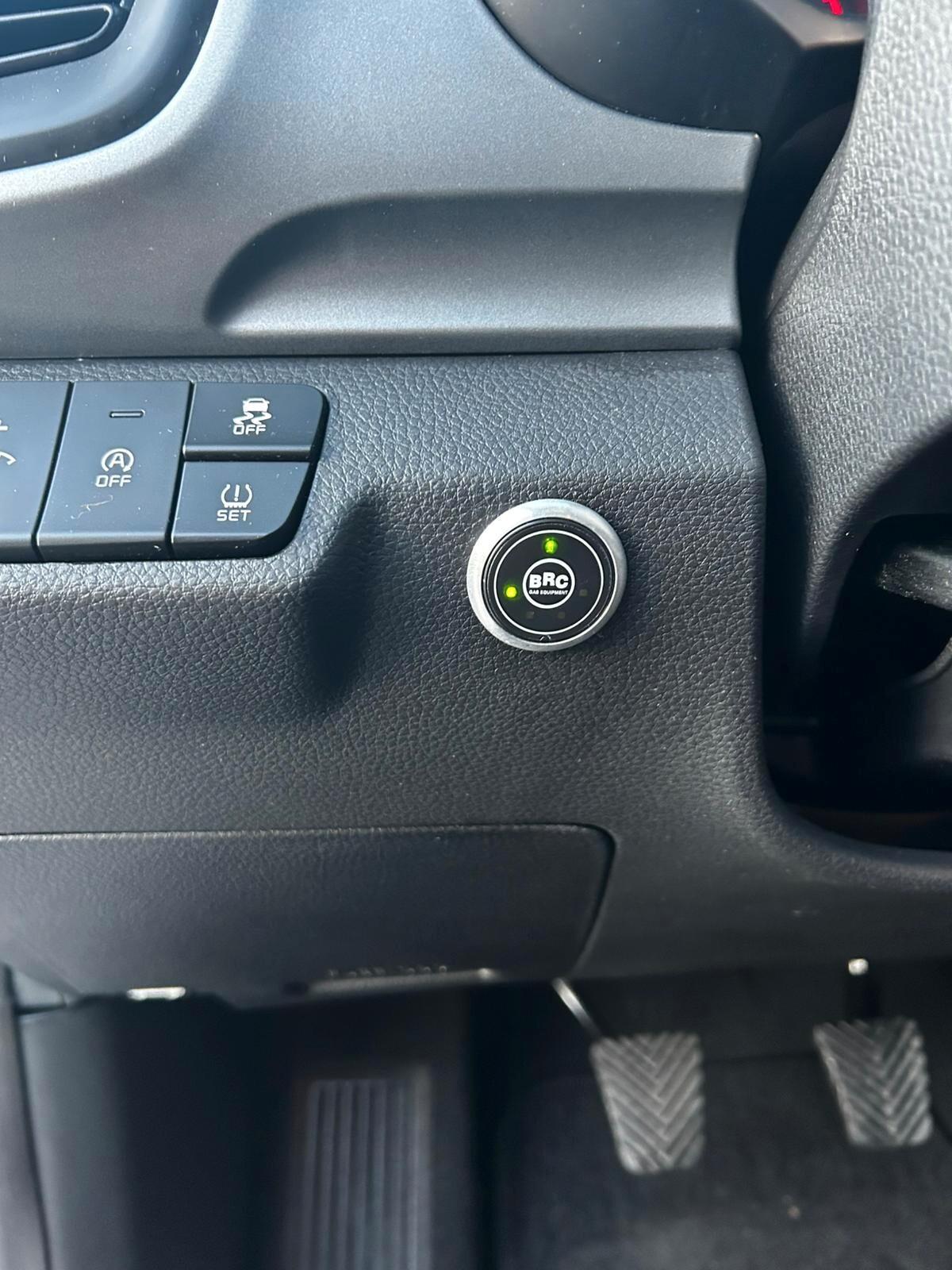 Kia Stonic 1.2 MPI GPL Urban