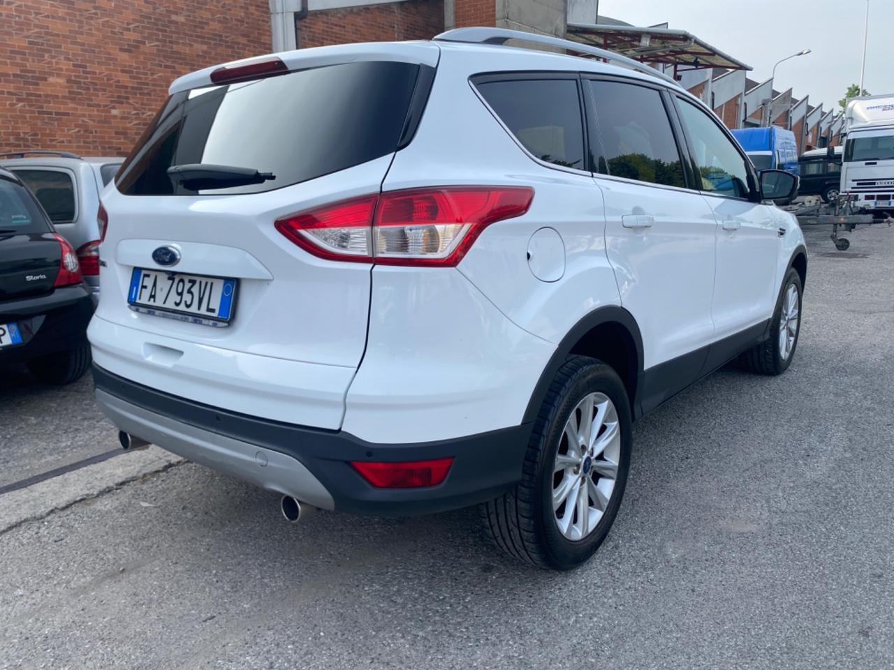 Ford Kuga 2.0 TDCI 150 CV S&S 4WD Titanium