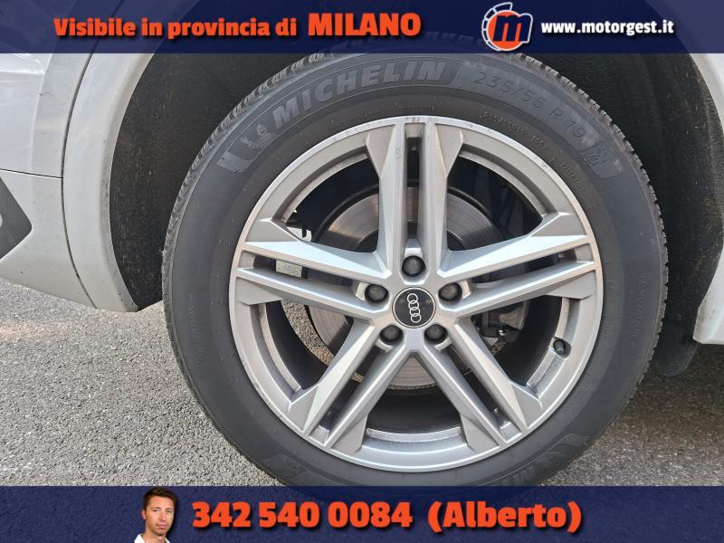 Audi Q5 Sportback 40 2.0 tdi mhev 12V S line quattro s-tronic