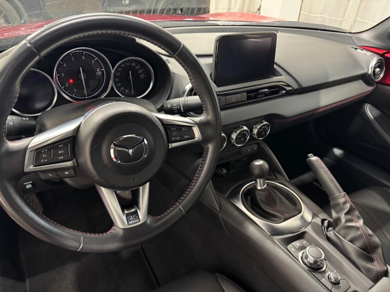 Mazda MX-5 2.0L Skyactiv-G Sport