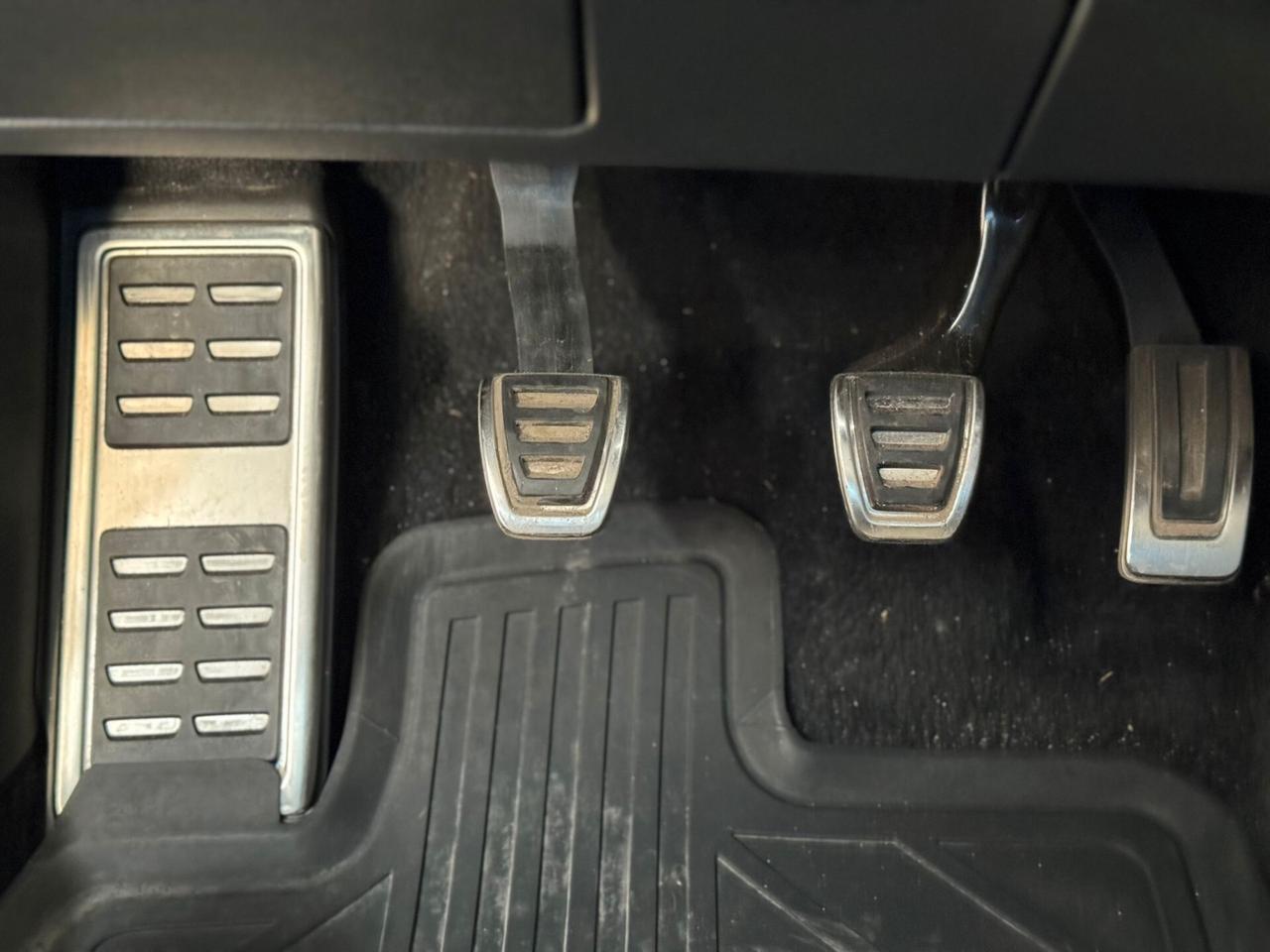 Volkswagen T-Roc 2.0 TDI SCR R-Line