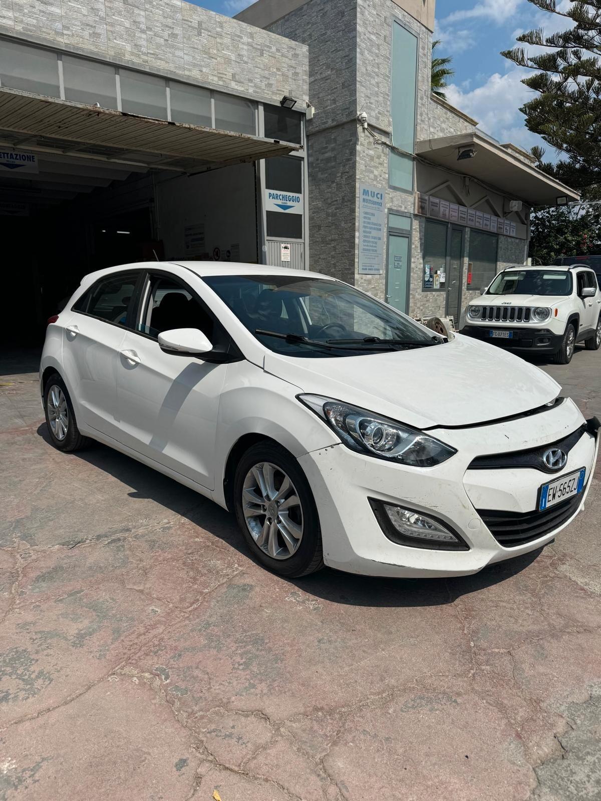 Hyundai i30 1.6 CRDi 5p. Classic