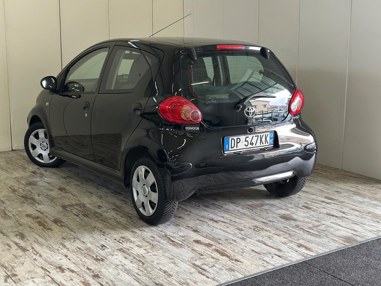 Toyota Aygo 1.0 Benzina 12V VVT-i 5 porte Ok Neopatentati