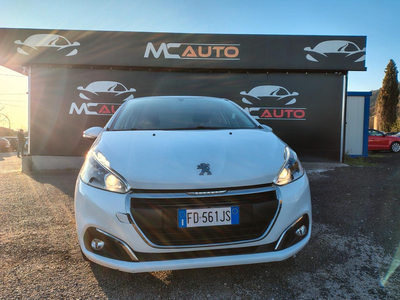 Peugeot 208 BlueHDi 75 5 porte Allure