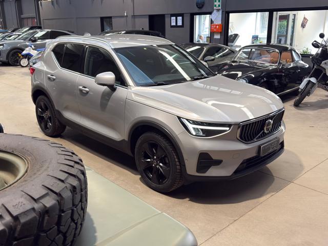 VOLVO XC40 B3 automatico Plus Bright