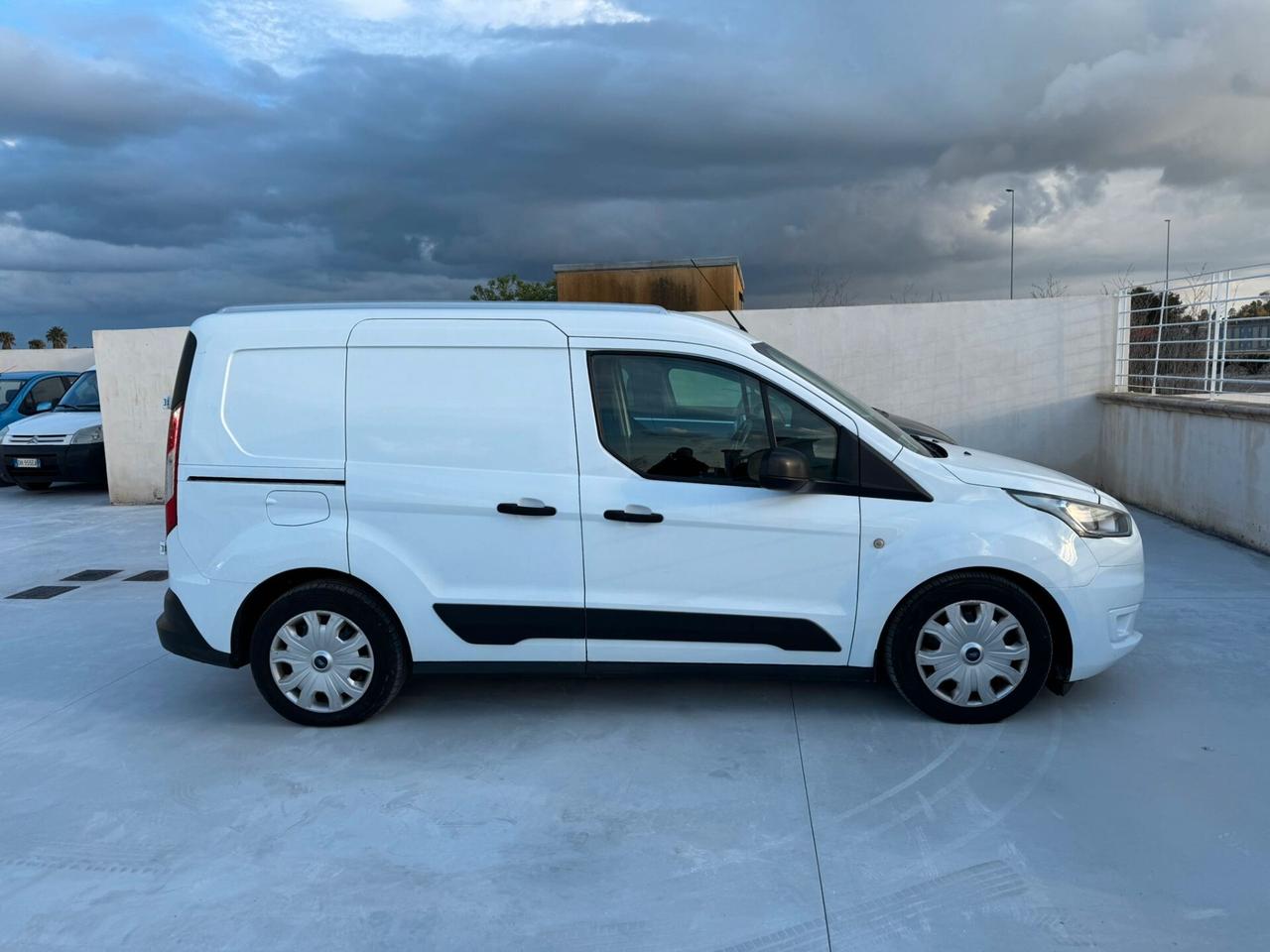 FORD TRANSIT CONNECT
