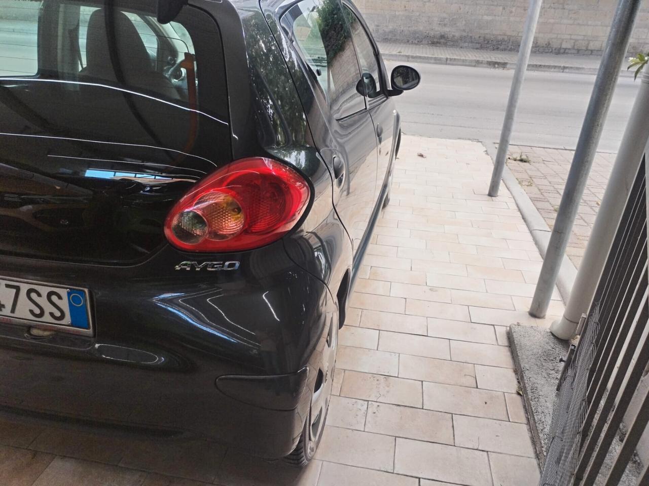 Toyota Aygo 1.0 12V VVT-i 5 porte Now