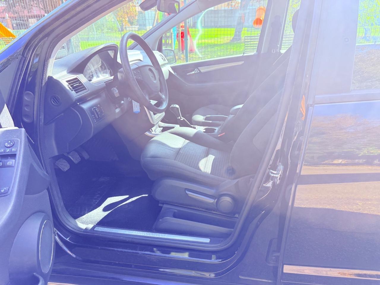 Mercedes-benz B 180 CDI - 2010 UNICO PROPRIETARIOO