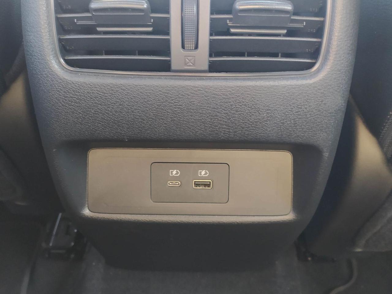 Nissan Qashqai N-Connecta 1.3 DIG-T MHEV #9959