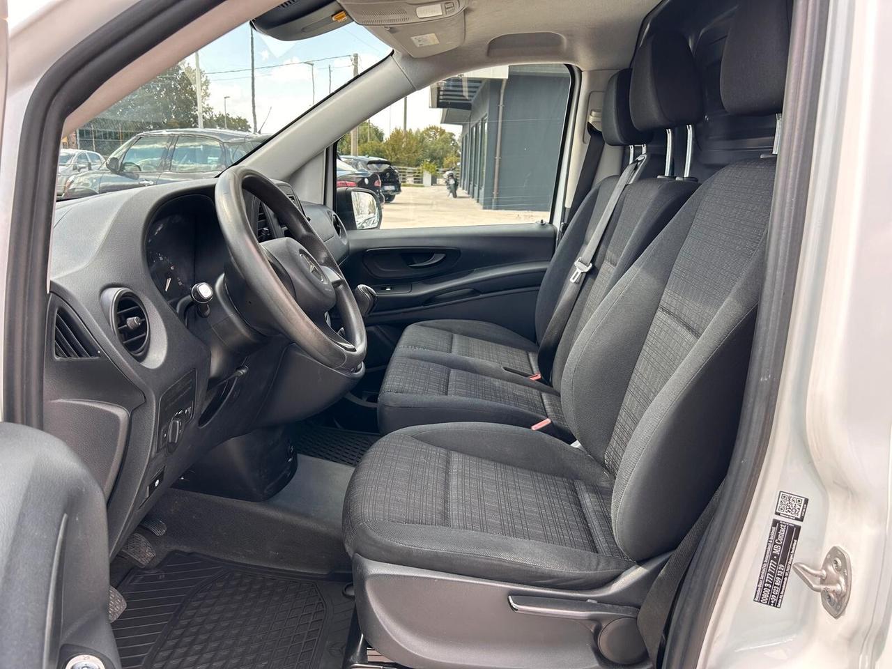 Mercedes Benz Vito Long 114 CDI