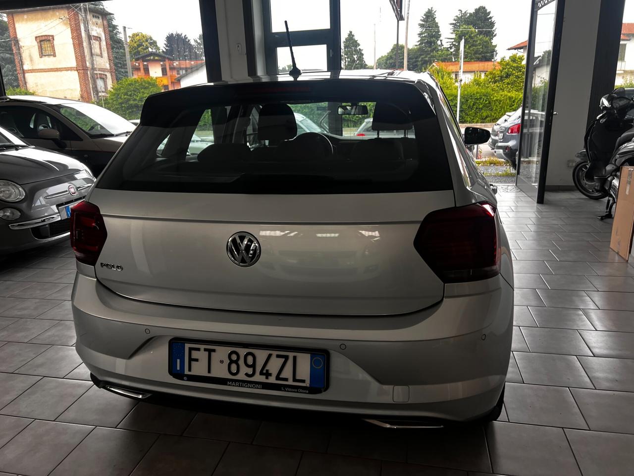 Volkswagen Polo 1.0 TSI 5p. R-LINE NEOPATENTATI