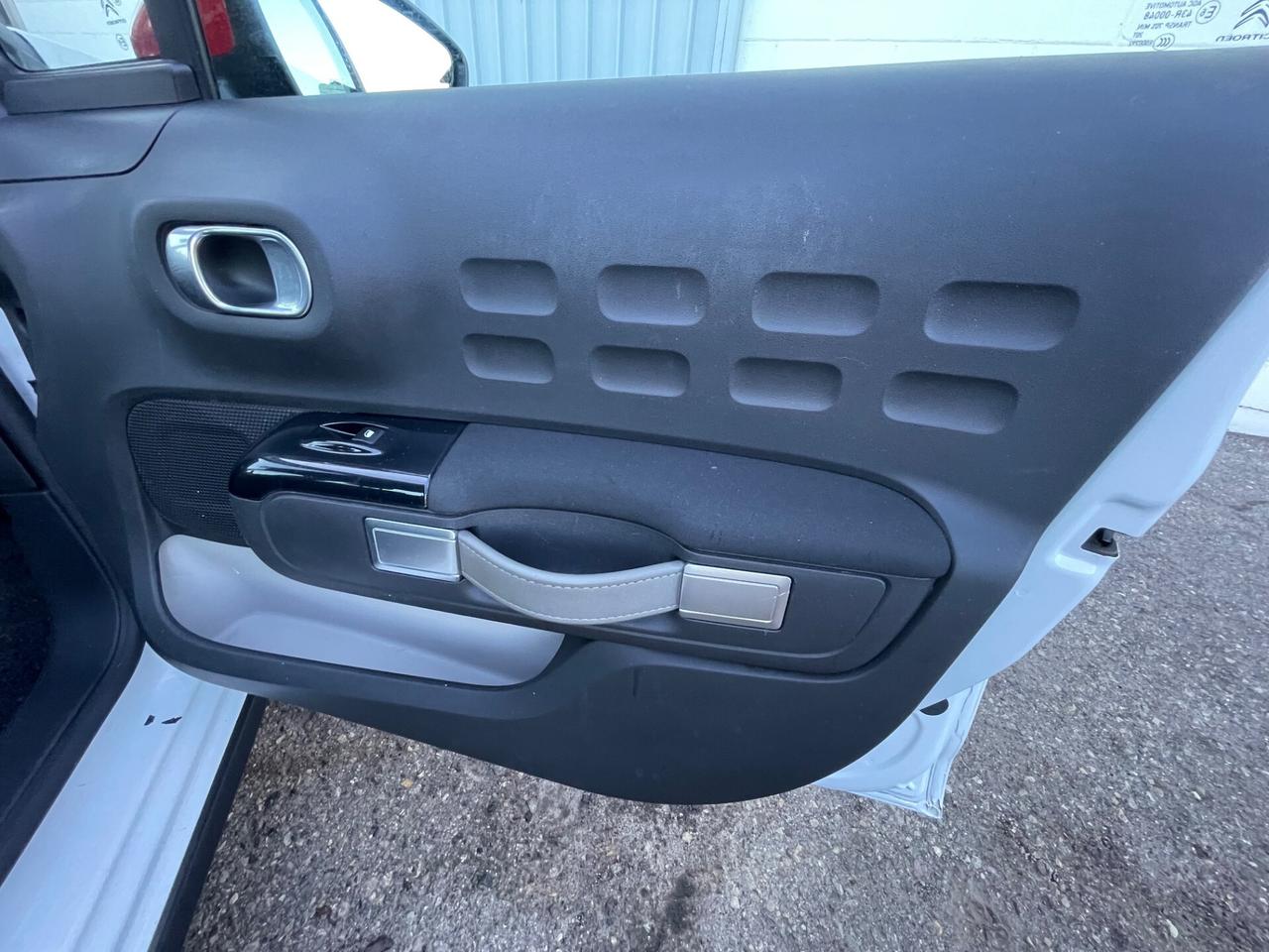 Citroen C3 PureTech 82 S&S Shine