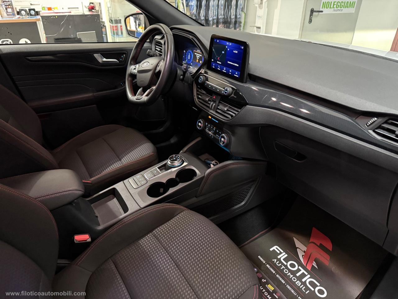 FORD Kuga 1.5 EcoBlue 120 CV aut. AUTOCARRO ST-Line 2WD DIESEL AUTOCARRO N1 DETRAIBILE