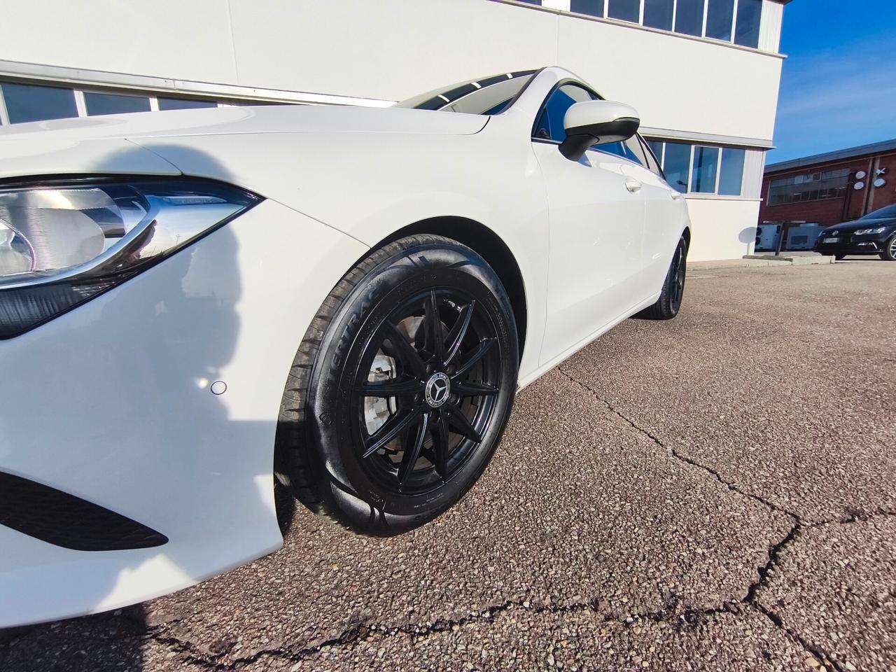 MERCEDES CLA S.Brake (X118) CLA 200 d Automati...