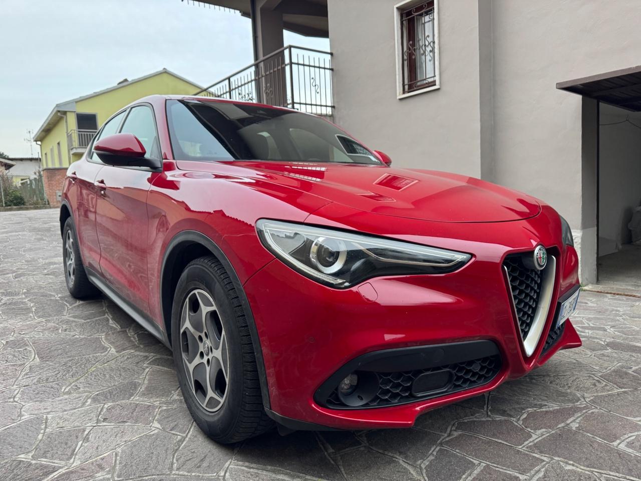 Alfa Romeo Stelvio 2.2 AT8 RWD Super business