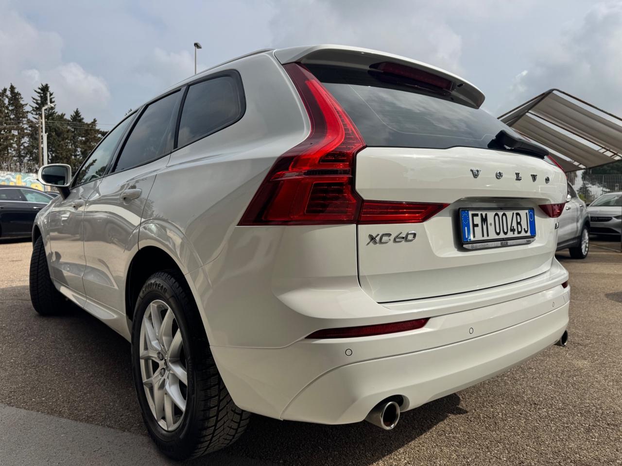 Volvo XC 60 XC60 D4 Geartronic Kinetic Motore 0km