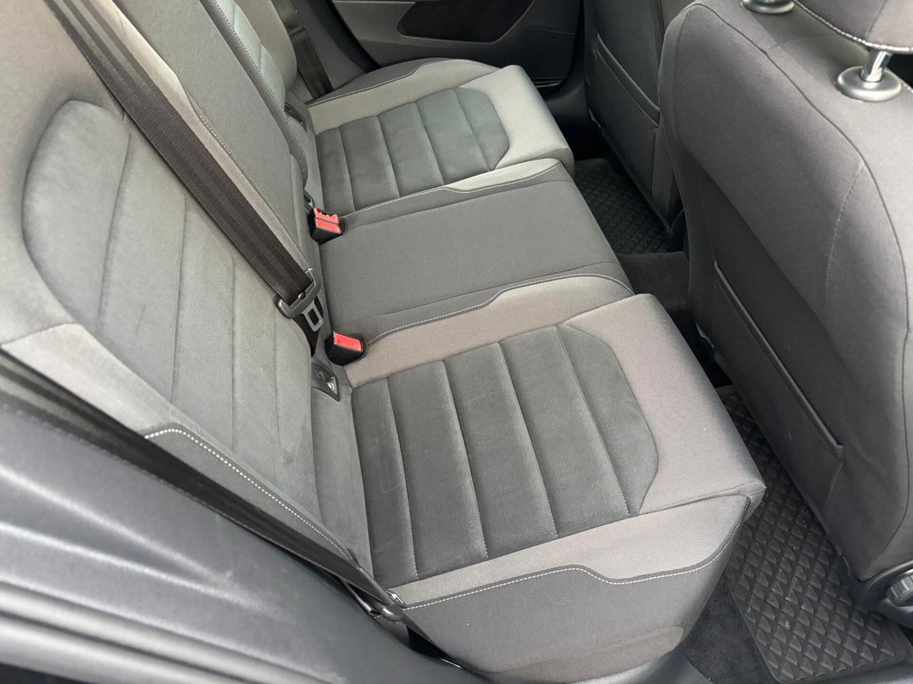 Volkswagen Golf Variant 1.4 TGI DSG Highline BlueMotion