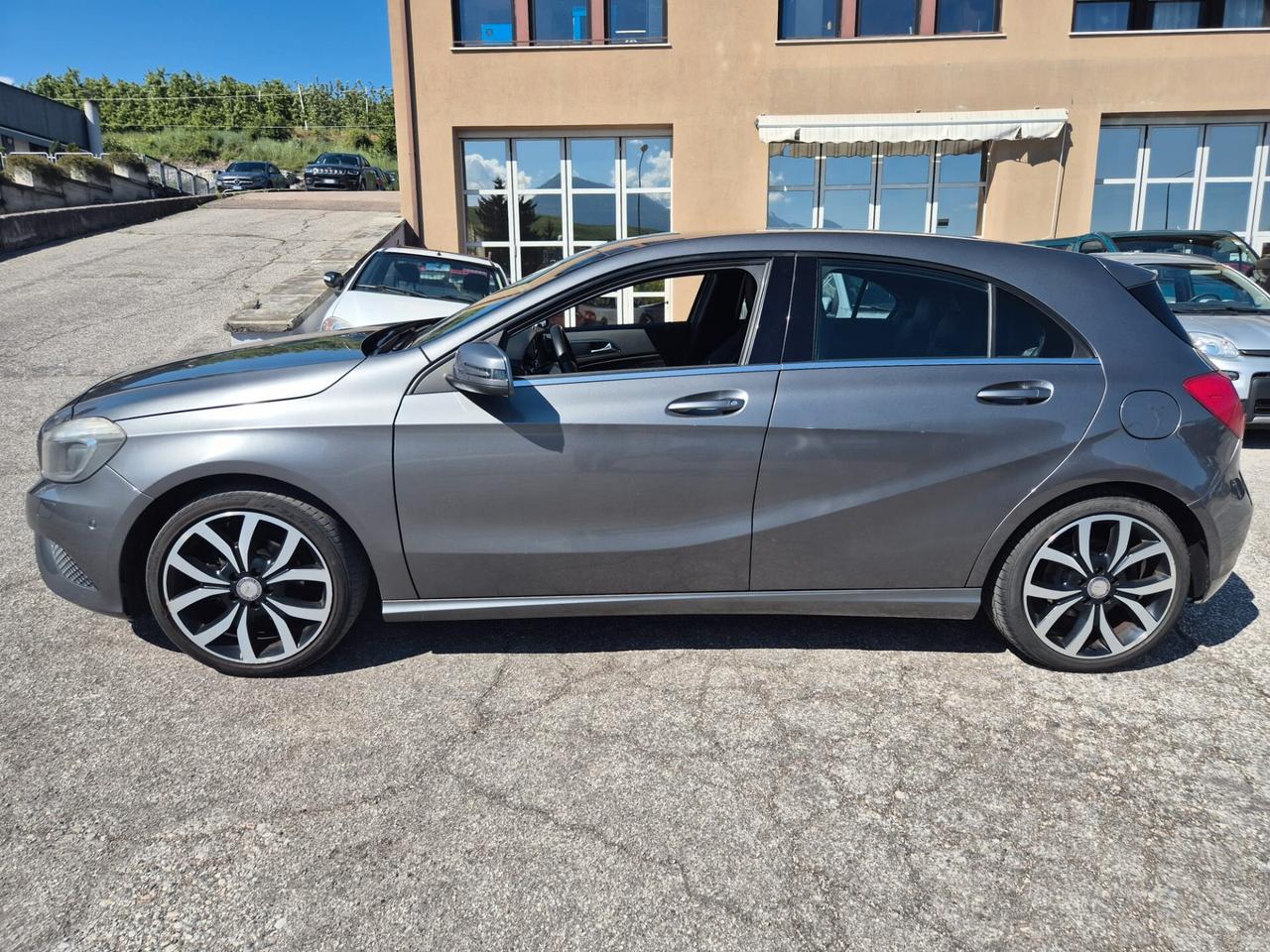 Mercedes-benz A 180 CDI BlueEFFICIENCY Automatic Premium