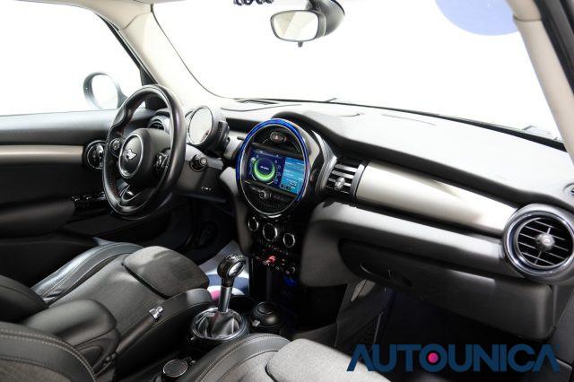 MINI Cooper SD 2.0 COOPER SD AUTOMATICA 5 PORTE