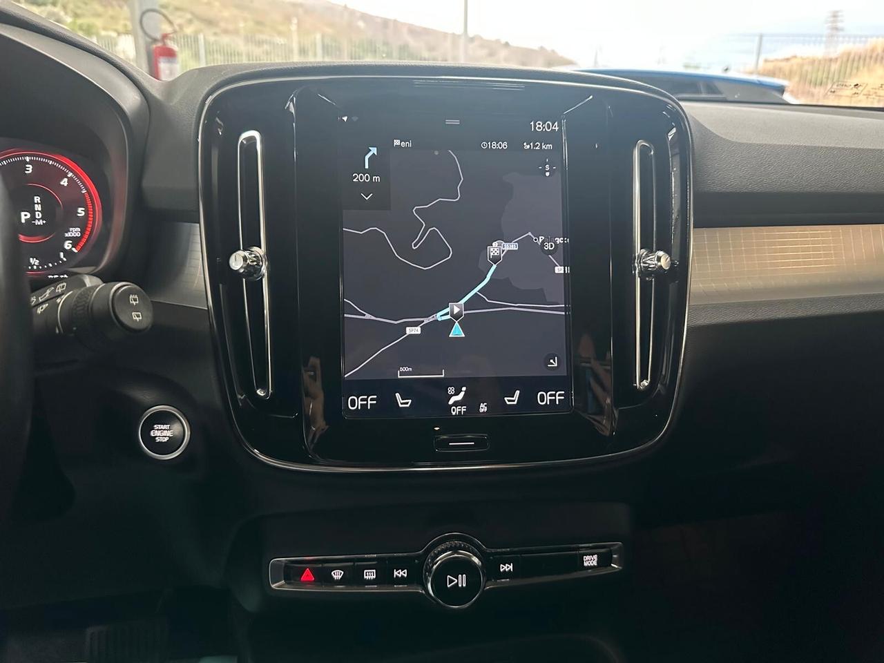 VOLVO XC40 2.0 150CV 06/2020