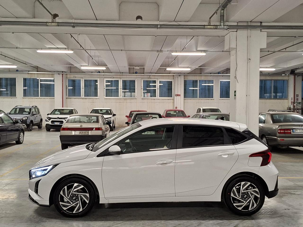 Hyundai i20 1000 T-GDi Connectline DCT Automatica Km. 0