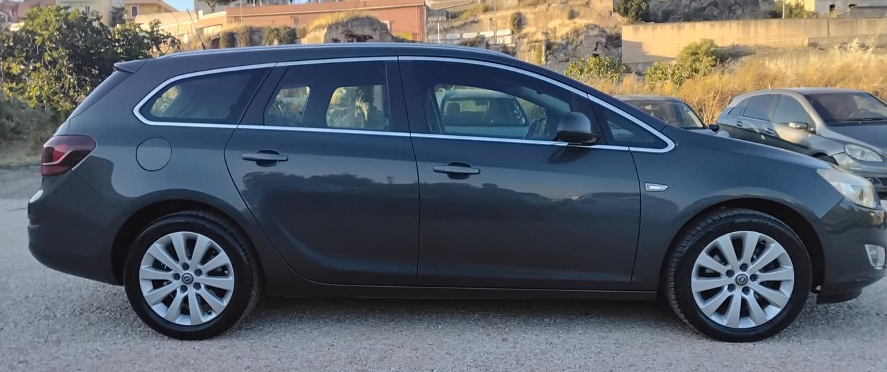 Opel Astra 1.7 CDTI 110CV Sports Tourer Cosmo