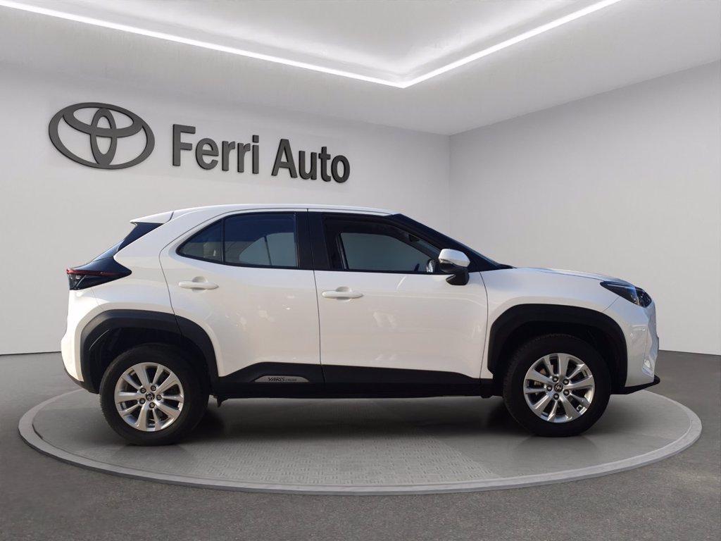 TOYOTA Yaris cross 1.5h active fwd 116cv e-cvt del 2022
