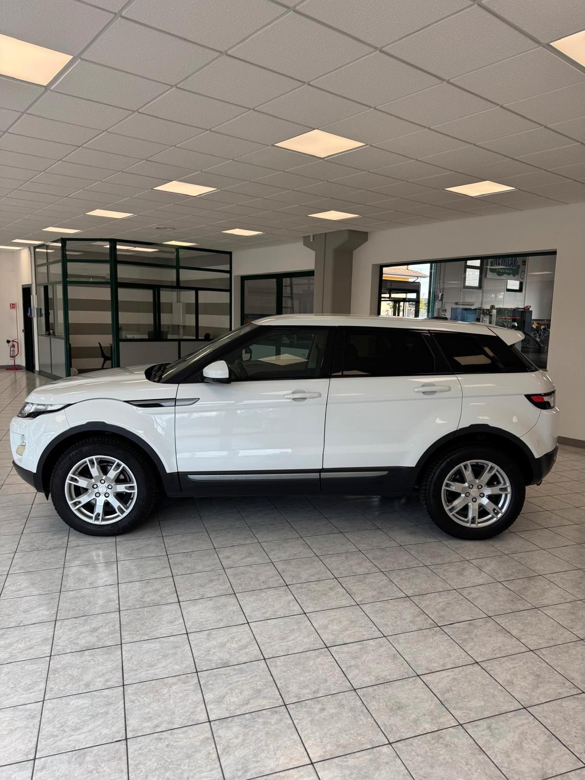Land Rover Range Evoque 2.2 TD4 5p. Prestige