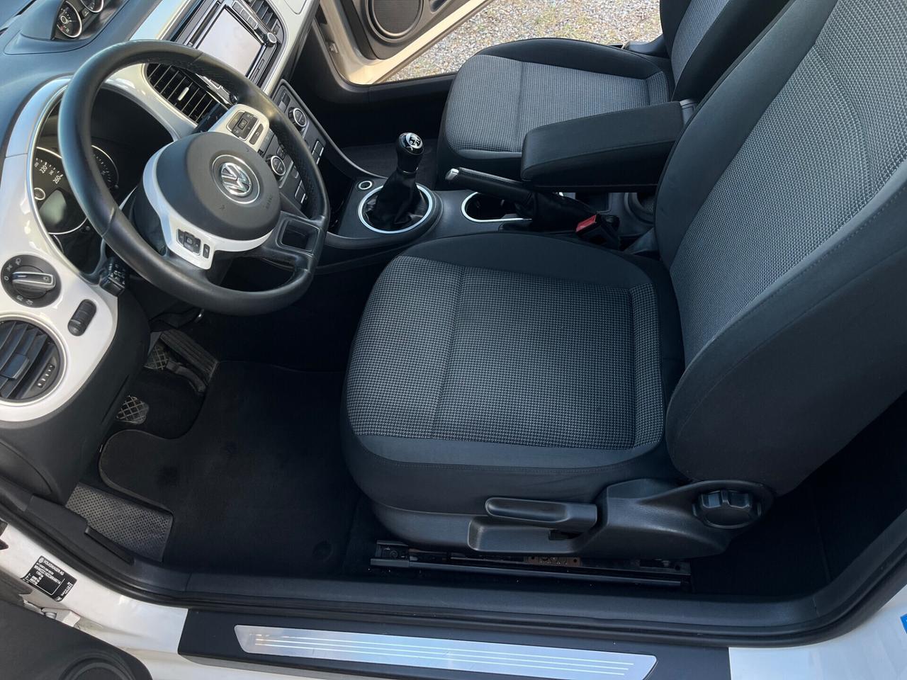 Volkswagen Maggiolino 1.6 TDI Design