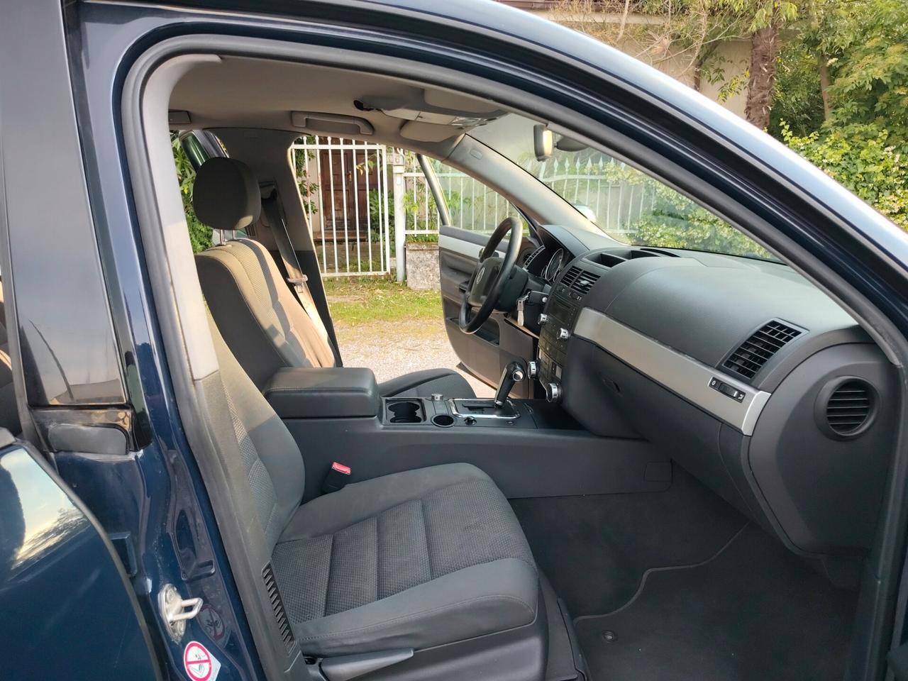 Volkswagen Touareg 2.5 R5 TDI. 4x4. CAMBIO AUTOMATICO