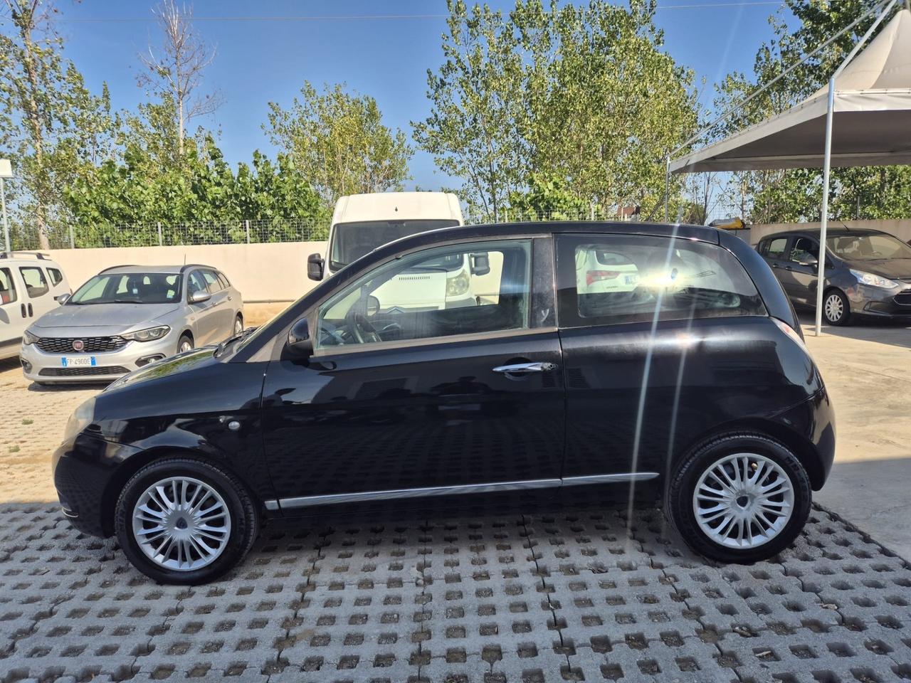 Lancia Ypsilon 1.2 Elle