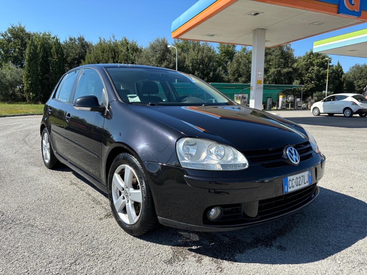 Volkswagen Golf 2.0 16V TDI 5p. Sportline