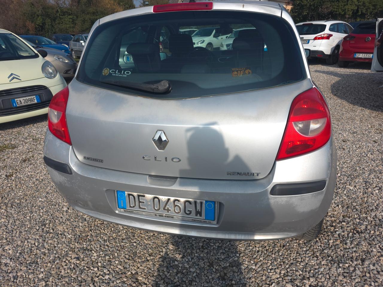 Renault Clio 1.2 16V 5 porte Confort
