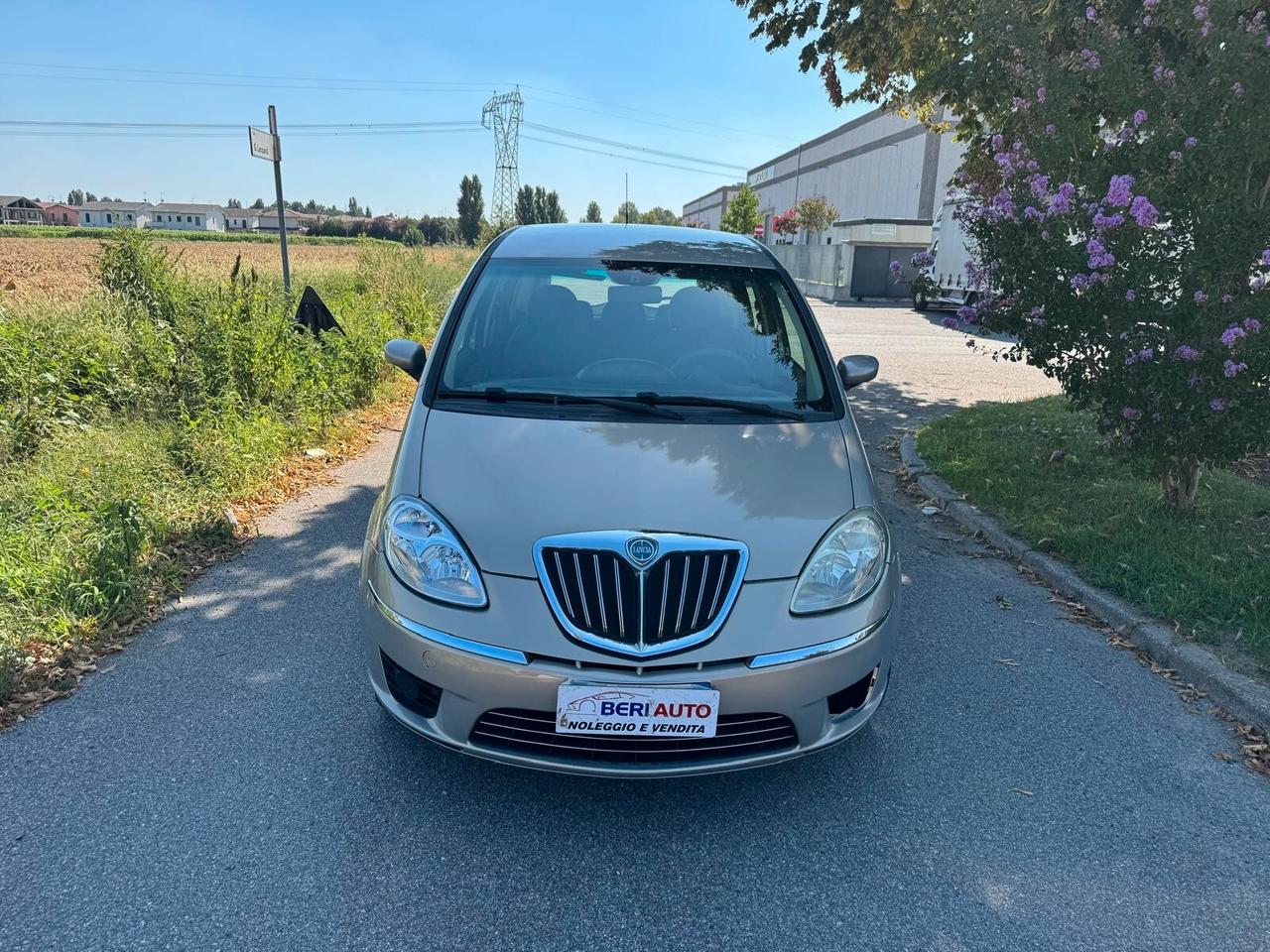 Lancia MUSA benzina adatta neopatentati