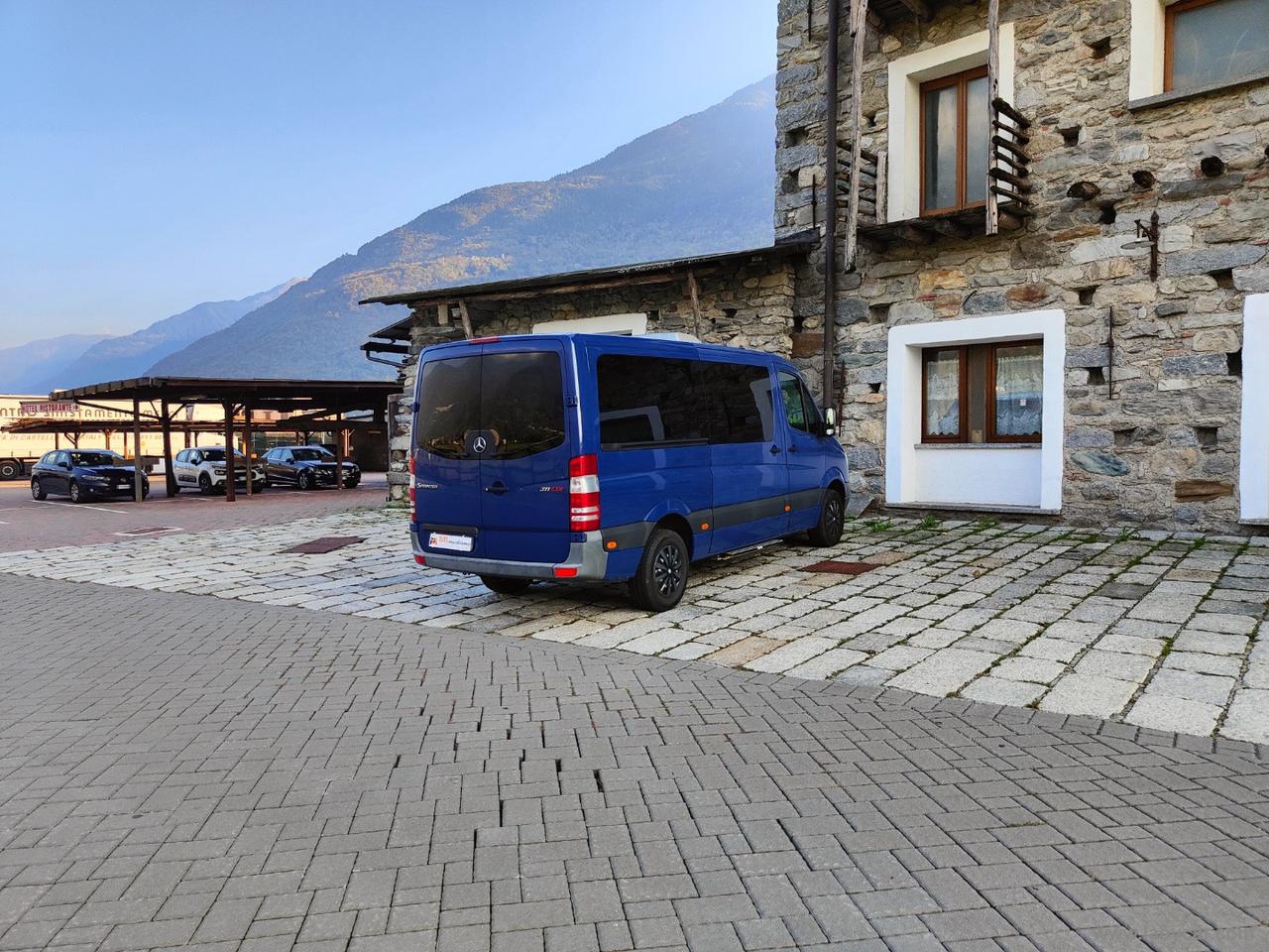 Sprinter 9 POSTI VETRI OSCURATI CLIMA SUPPLEMENTARE