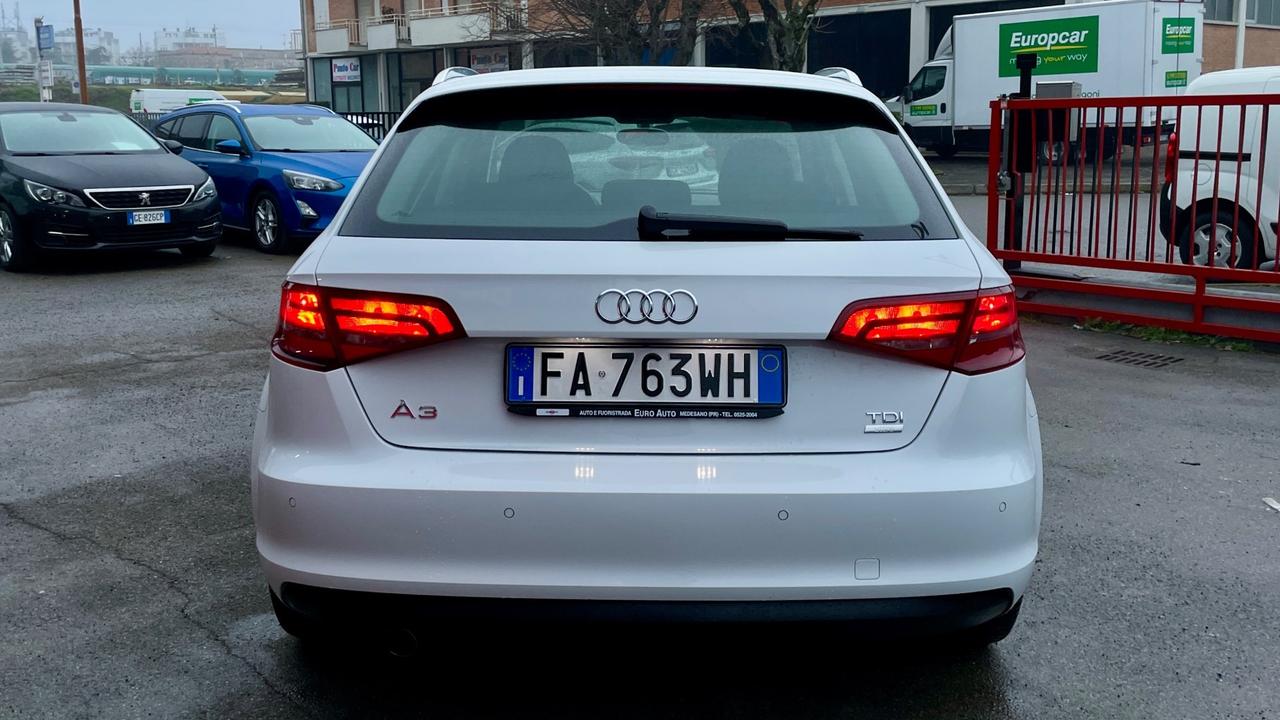 AUDI A3 SPB 1.6 ULTRA ATTRACTION TDI 110CV - FULL LED, NEOPATENTATI