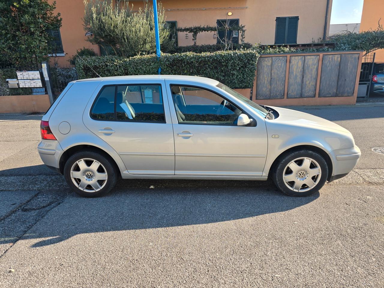 VOLKSWAGEN GOLF 1.9 TDi "OK PER NEOPATENTATI"