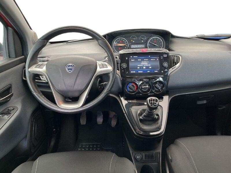 Lancia Ypsilon III 2021 1.0 firefly hybrid Gold s&s 70cv