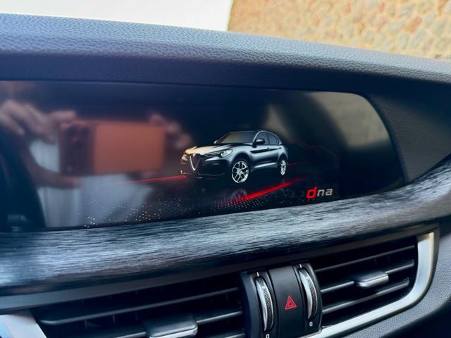 ALFA ROMEO Stelvio 190CV Q4 19'' BLACK+RETROCAMERA+2PDC+PACKBLACK