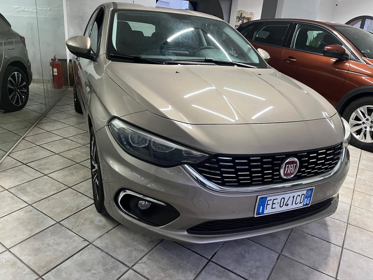 Fiat Tipo 1.4 T-Jet 120CV GPL SW Lounge