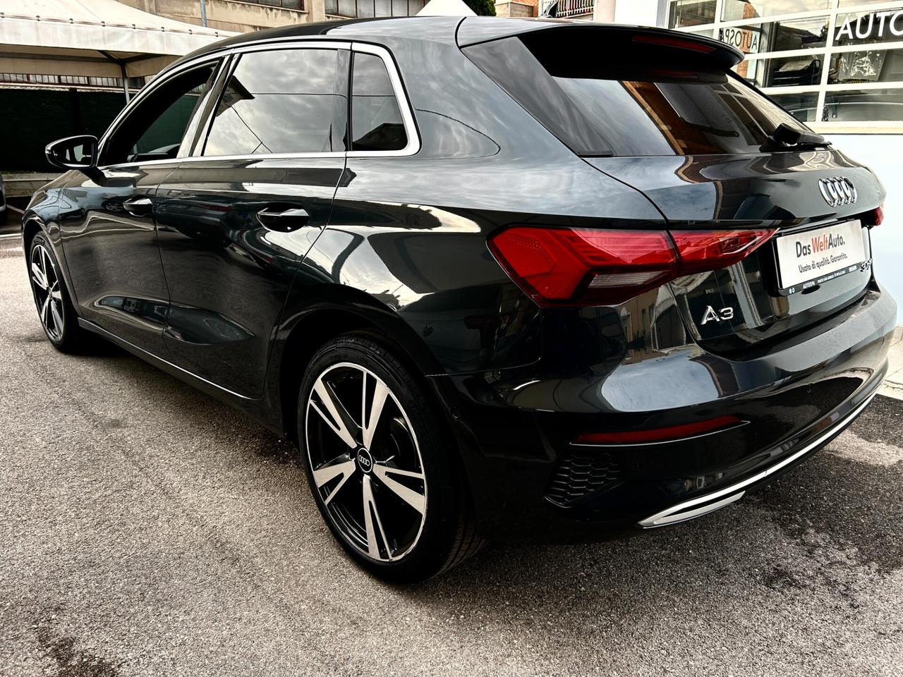 Audi A3 SPB 30 g-tron S tronic Bsn Adv 2021