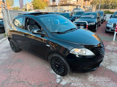 LANCIA YPSILON GPL ADATTA PER NEOPATENTATI