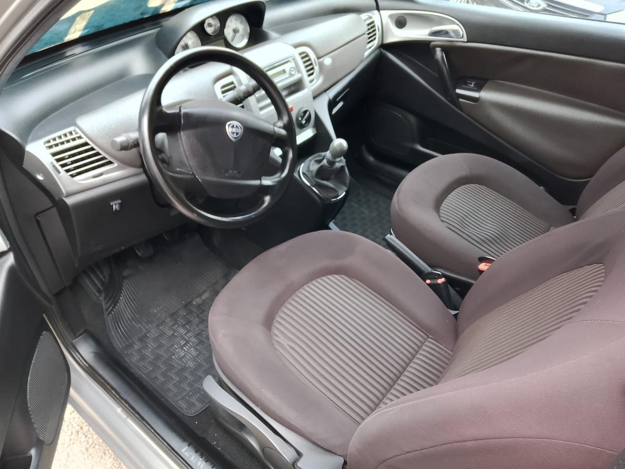 Lancia Ypsilon 1.4 Oro Ecochic GPL Anno 2010