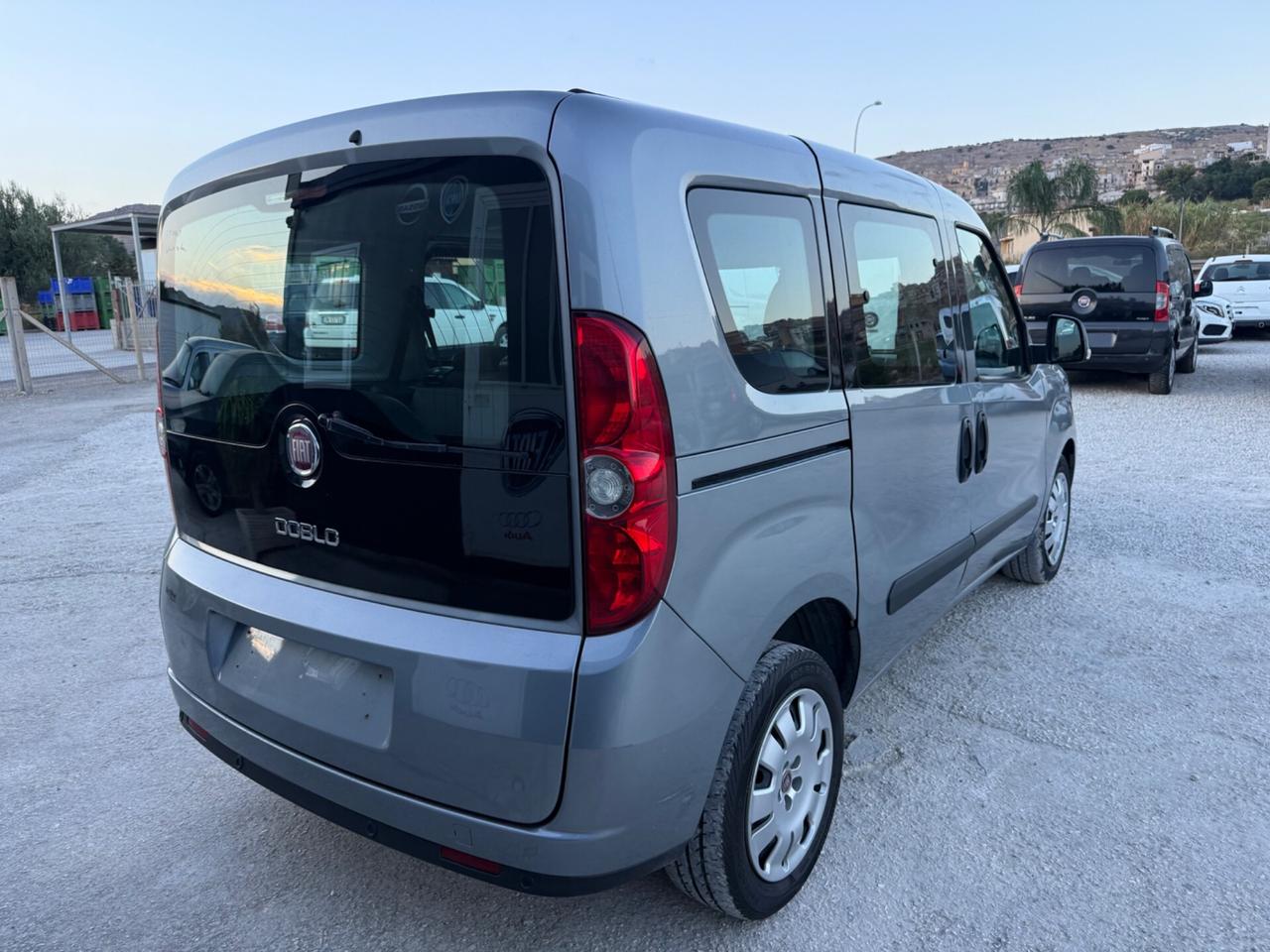 Fiat Doblò 1.6 MJT 105CV 5 posti 2013